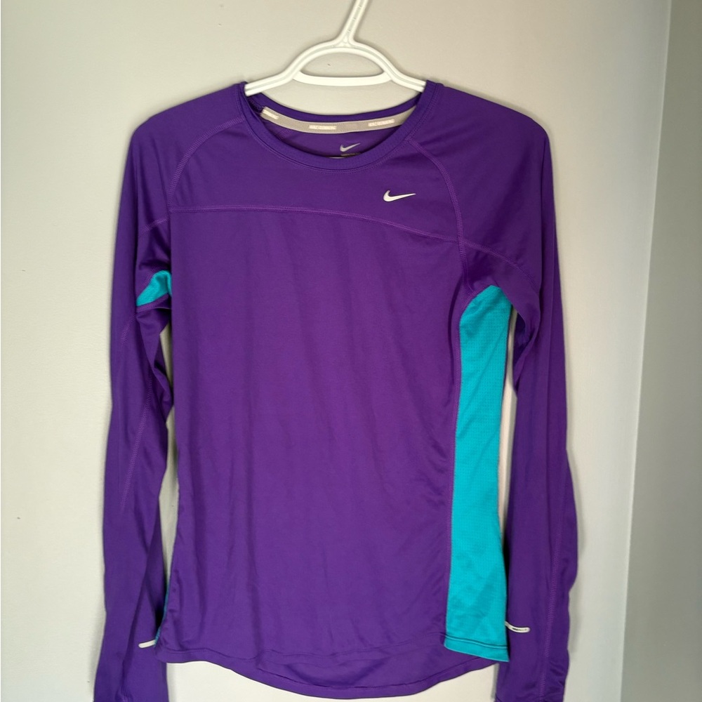 Nike Purple and Blue Fitted Jersey T-Shirt